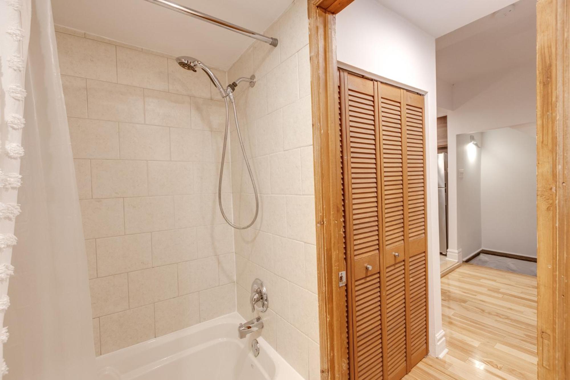 Apartement Saint Andre Montréal Esterno foto
